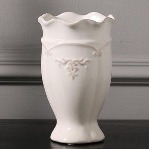 White Ceramic Modern Handmade White Centerpirces Flower vase for Home Decoration